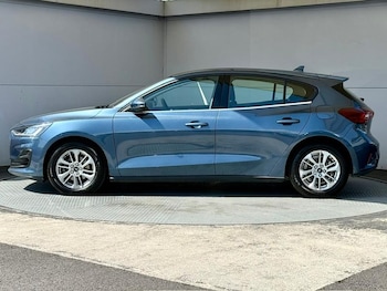 Used Ford Focus 2023 for sale - 76415900: Photo