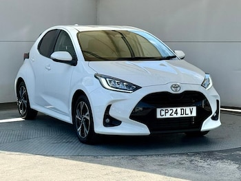 Used Toyota Yaris 2024 for sale - 79029865: Photo