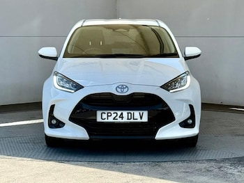 Used Toyota Yaris 2024 for sale - 79029865: Photo