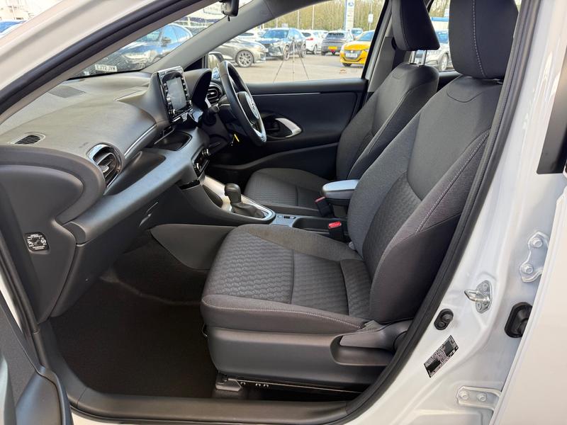 Used Toyota Yaris 2022 for sale - 77619983: Photo 13