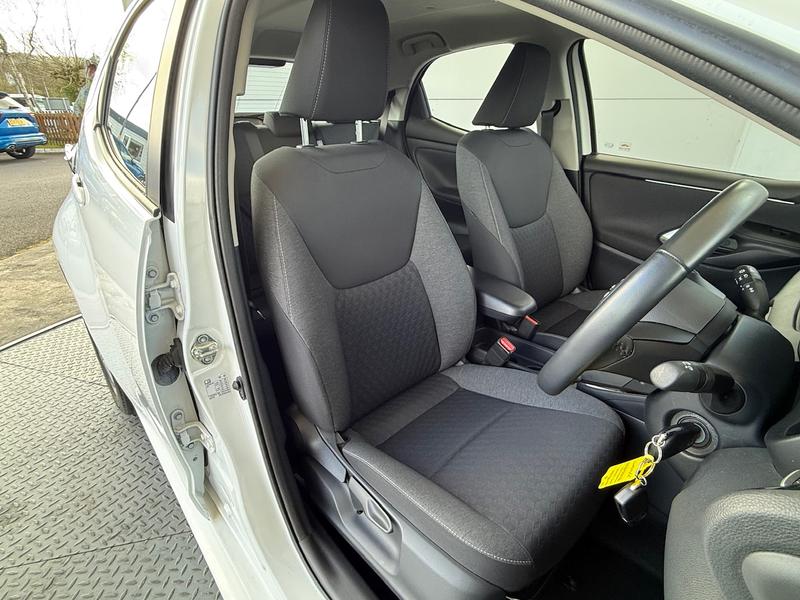 Used Toyota Yaris 2022 for sale - 77619983: Photo 18