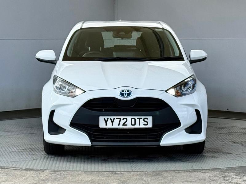 Used Toyota Yaris 2022 for sale - 77619983: Photo 2