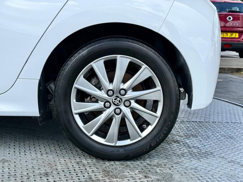 Used Toyota Yaris 2022 for sale - 77619983: Photo 34