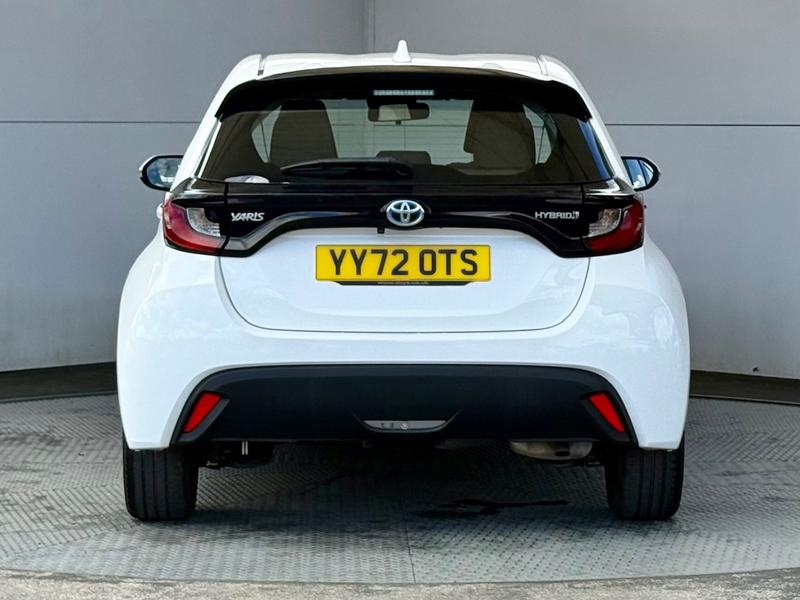 Used Toyota Yaris 2022 for sale - 77619983: Photo 7