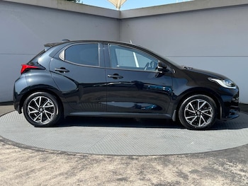 Used Toyota Yaris 2022 for sale - 74624571: Photo