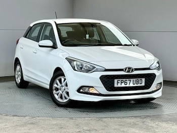 Used Hyundai i20 2017 for sale - 79150254: Photo