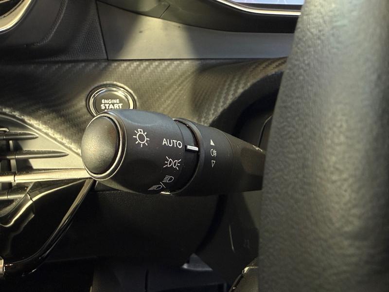 Used Peugeot 208 2023 for sale - 76332495: Photo 29