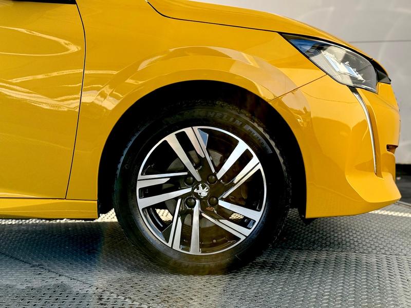 Used Peugeot 208 2023 for sale - 76332495: Photo 32