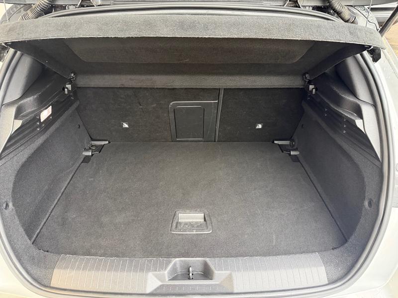 Used Vauxhall Astra 2023 for sale - 76819289: Photo 10