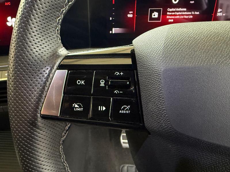 Used Vauxhall Astra 2023 for sale - 76819289: Photo 20