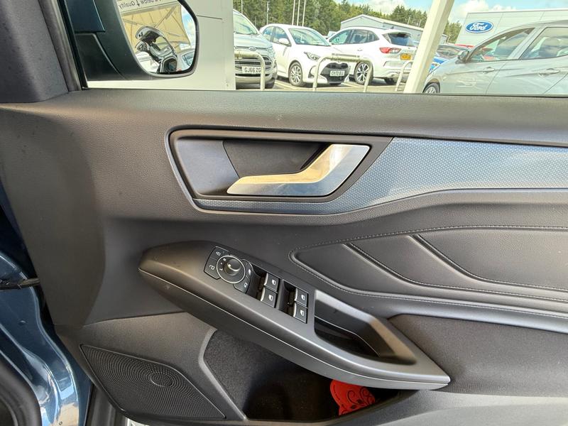 Used Ford Focus 2023 for sale - 75084329: Photo 20