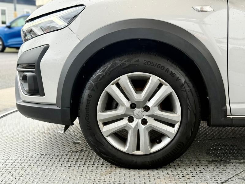 Used Dacia Sandero Stepway 2023 for sale - 76949023: Photo 30