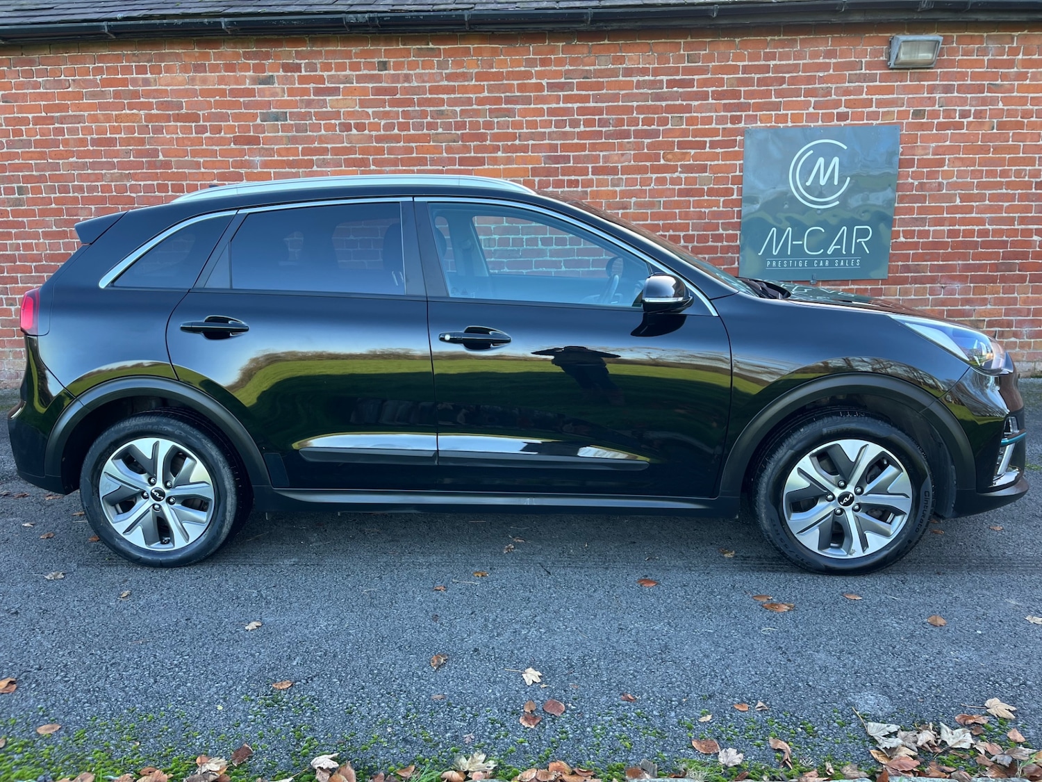 Used Kia Niro 2021 for sale - 76618923: Photo 2