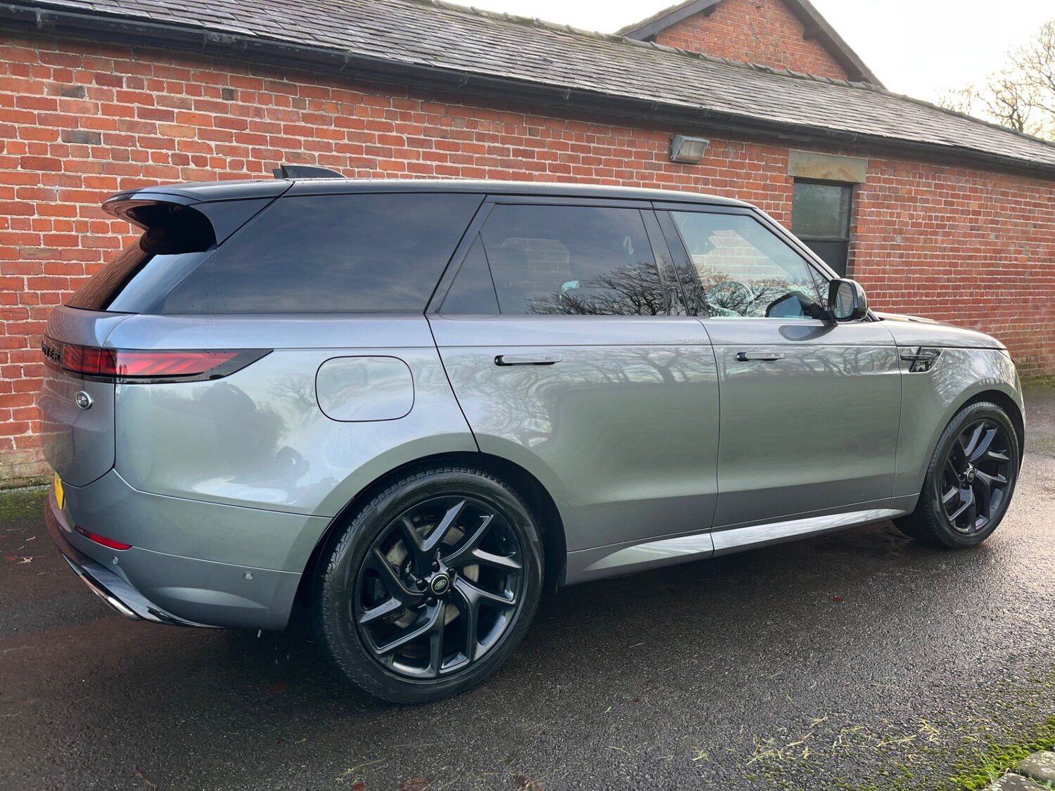 Used Land Rover Range Rover Sport 2022 for sale - 76914695: Photo 3