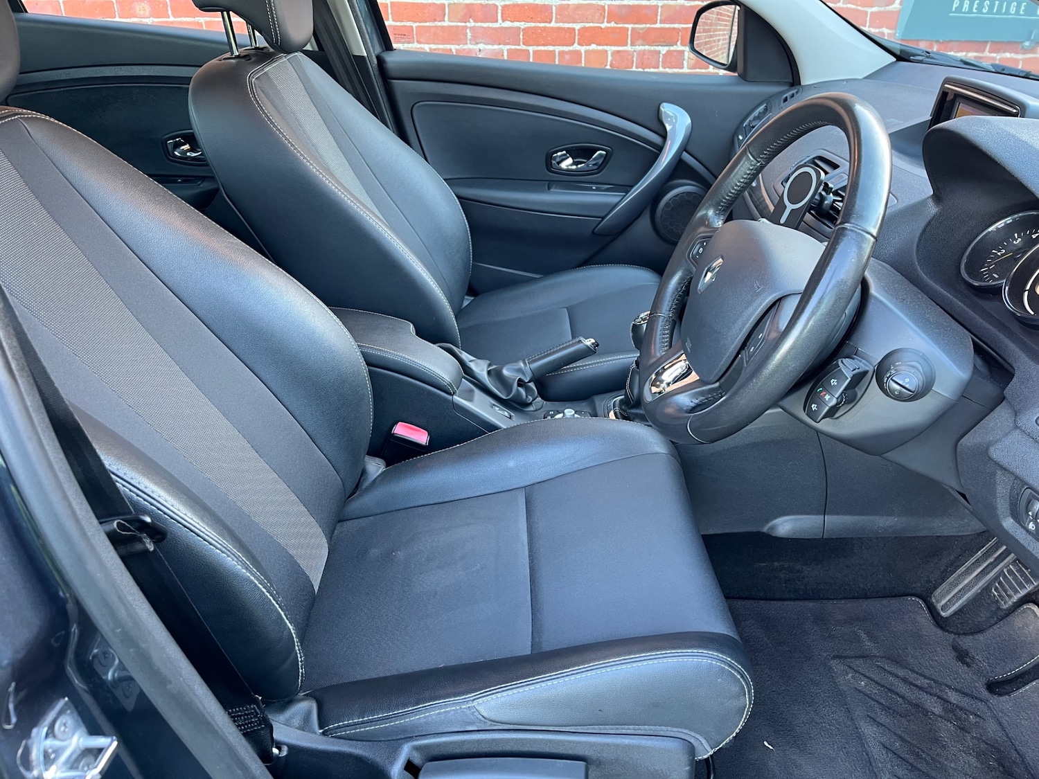 Used Renault Megane 2016 for sale - 76618901: Photo 11