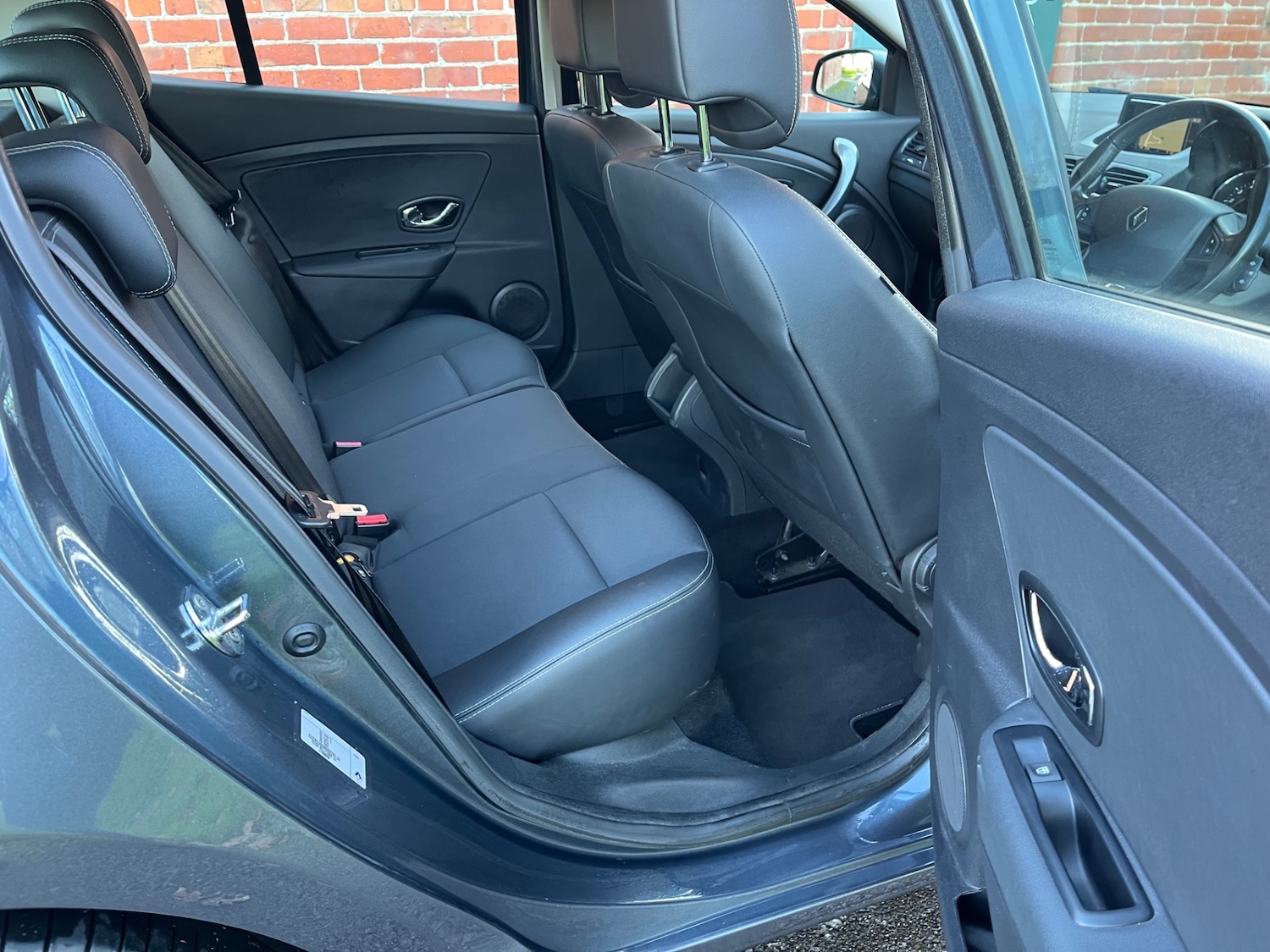 Used Renault Megane 2016 for sale - 76618901: Photo 12