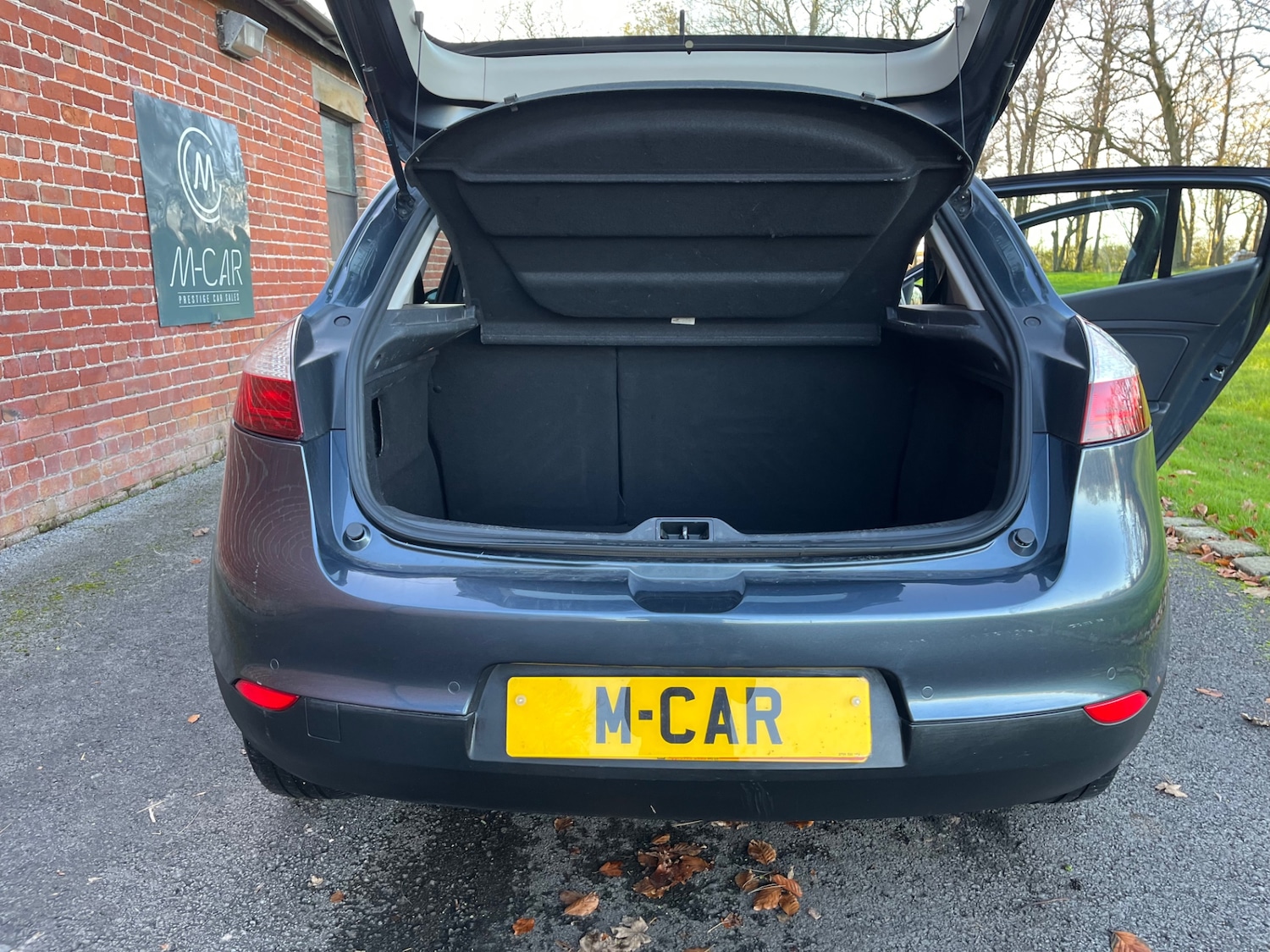 Used Renault Megane 2016 for sale - 76618901: Photo 16