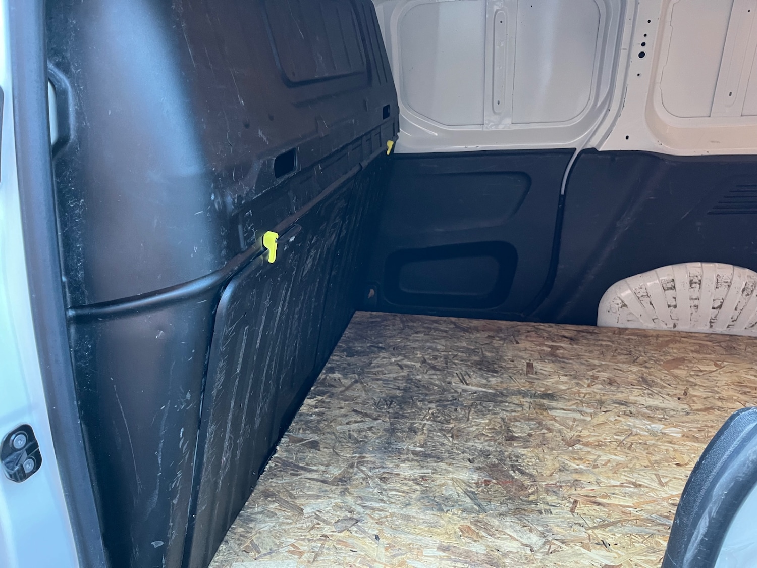 Used Peugeot Partner 2019 for sale - 76618903: Photo 15