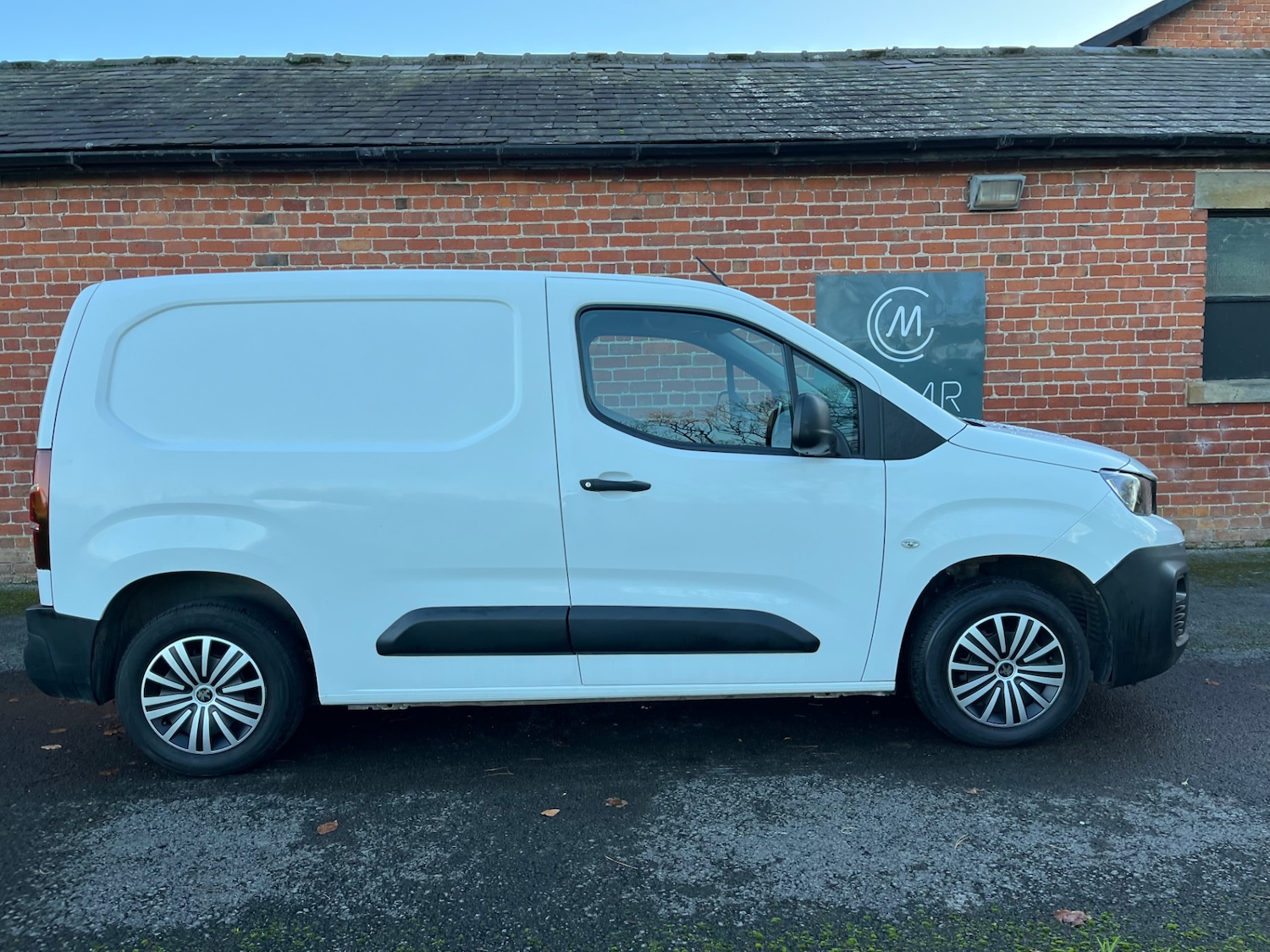 Used Peugeot Partner 2019 for sale - 76618903: Photo 3