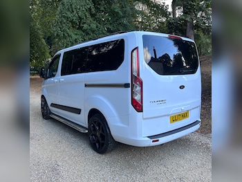 Used Ford Tourneo Custom 2017 for sale - 79574990: Photo