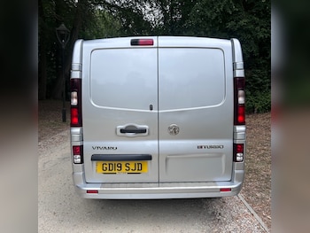 Used Vauxhall Vivaro 2019 for sale - 79275319: Photo