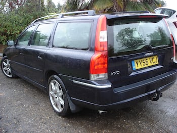 Used Volvo V70 2005 for sale - 79773534: Photo