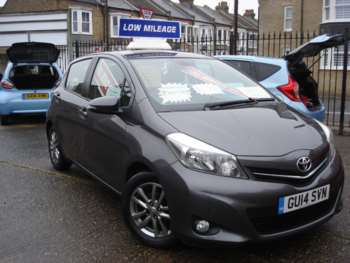 Used Toyota Yaris 2014 for sale - 73696870: Photo