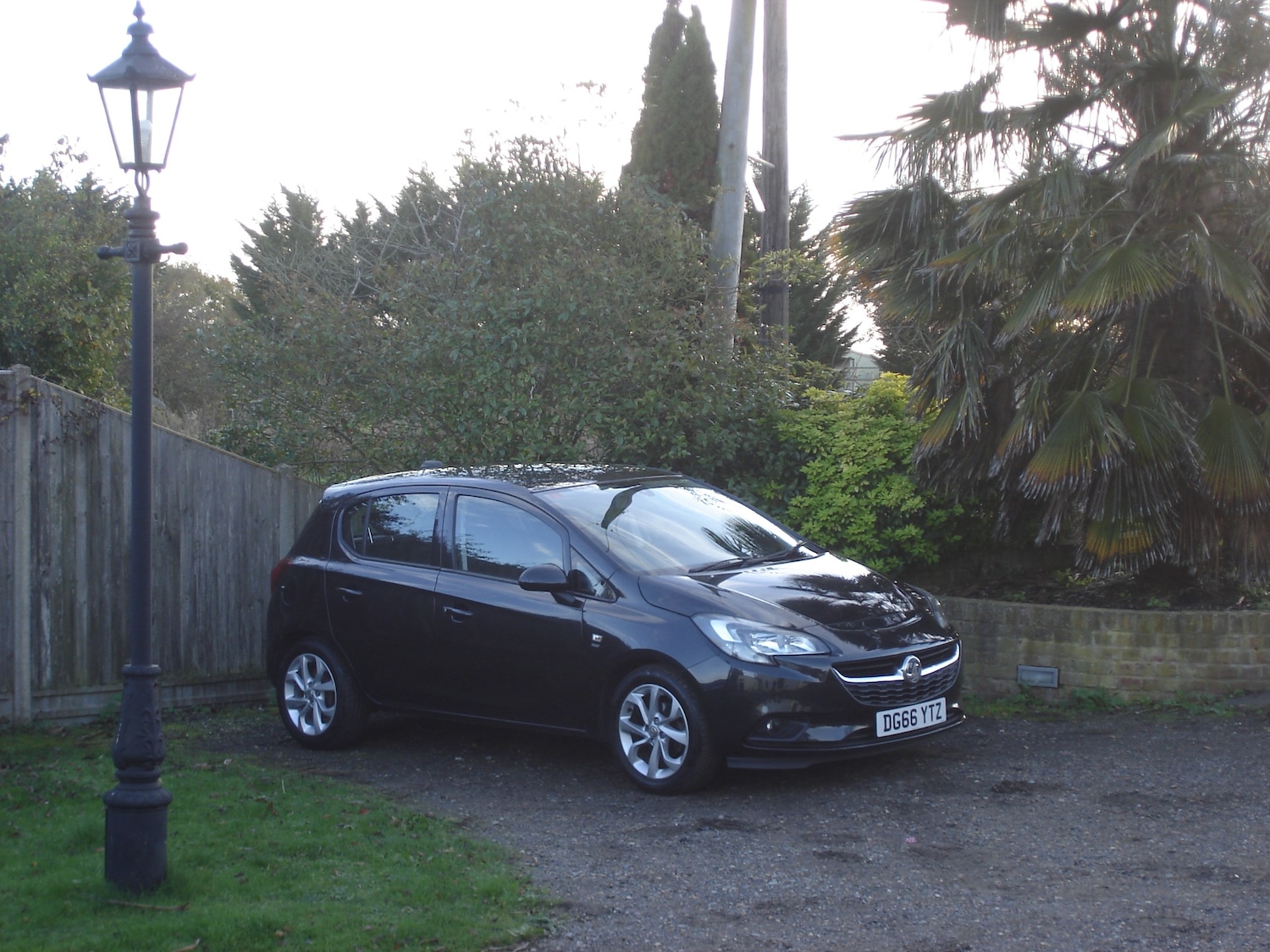 Used Vauxhall Corsa 2016 for sale - 76426416: Photo 2