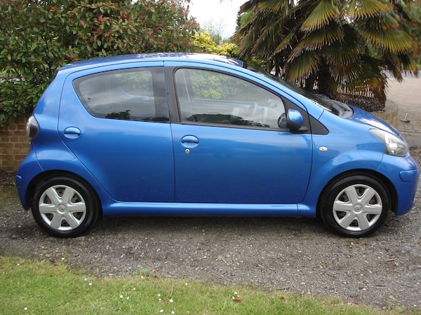 Used Toyota AYGO 2011 for sale - 71297061: Photo 12