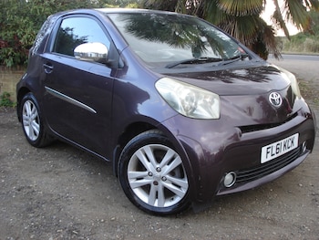Used Toyota IQ 2011 for sale - 79580489: Photo