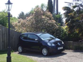 Used Volkswagen up! 2017 for sale - 74497092: Photo