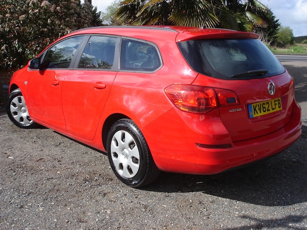 Used Vauxhall Astra 2012 for sale - 70718077: Photo 6