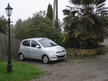 Used Hyundai i10 2013 for sale - 79739909: Photo