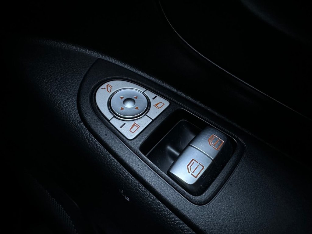 Used Mercedes-Benz Vito 2020 for sale - 77422730: Photo 35