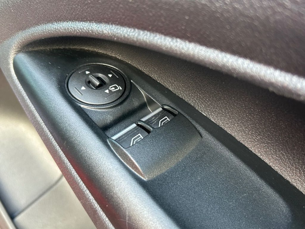 Used Ford Transit Connect 2017 for sale - 76784275: Photo 34