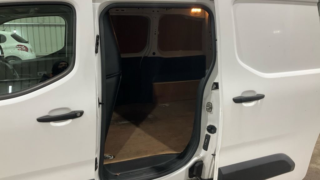 Used Peugeot Partner 2019 for sale - 77302196: Photo 11