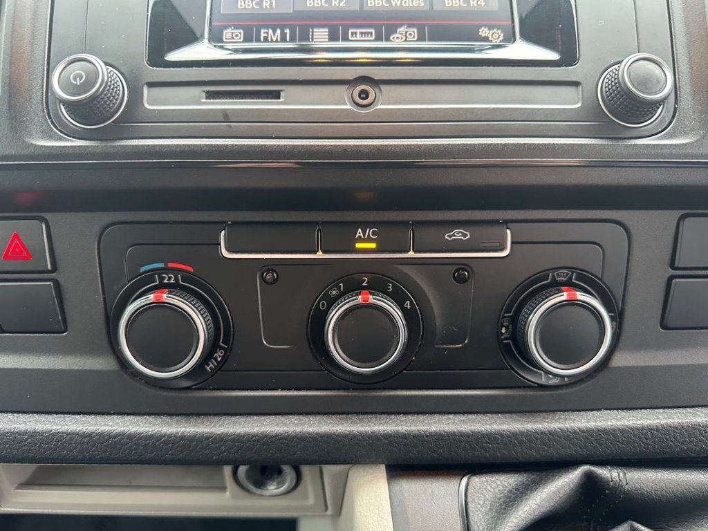 Used Volkswagen Transporter 2017 for sale - 77250736: Photo 23