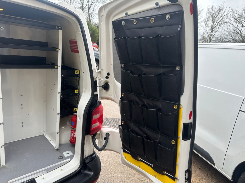 Used Volkswagen Transporter 2017 for sale - 77250736: Photo 26