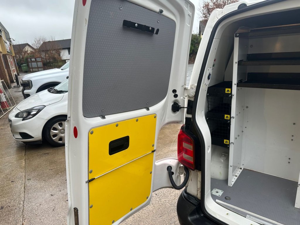 Used Volkswagen Transporter 2017 for sale - 77250736: Photo 27