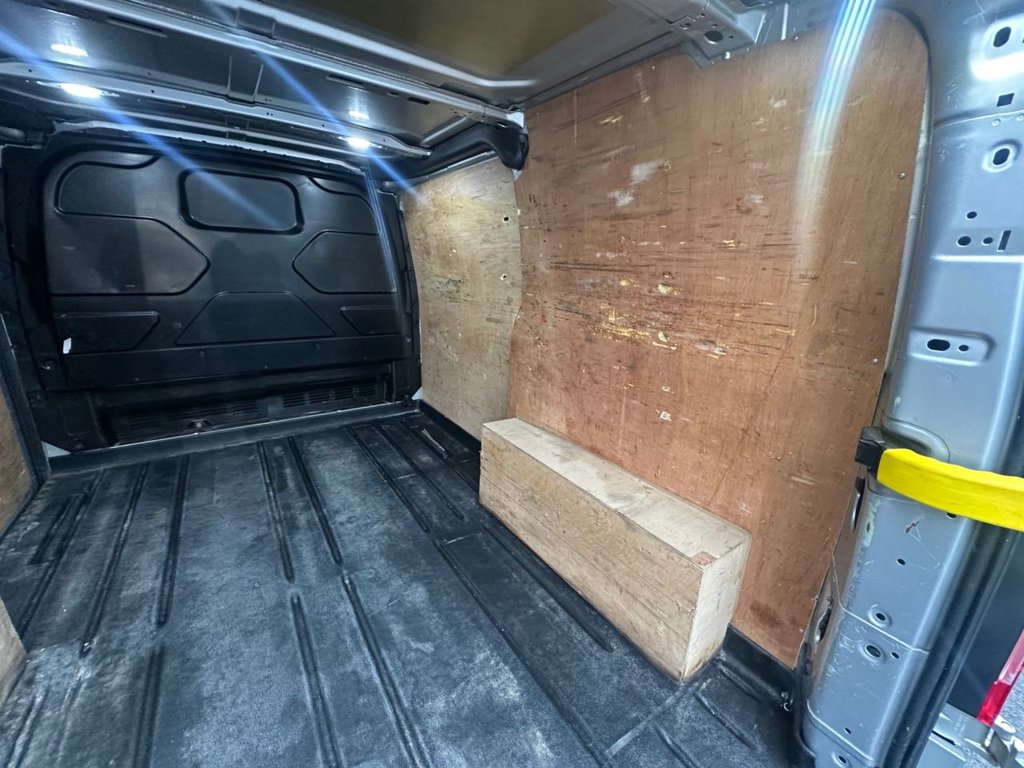 Used Ford Transit Custom 2018 for sale - 75998329: Photo 15