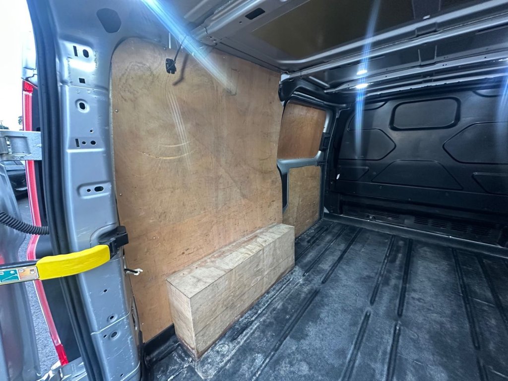 Used Ford Transit Custom 2018 for sale - 75998329: Photo 16