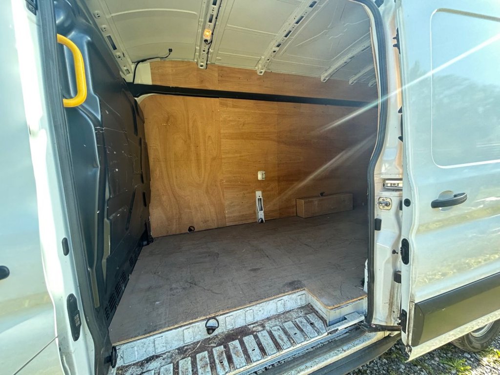 Used Ford Transit 2023 for sale - 76111883: Photo 6