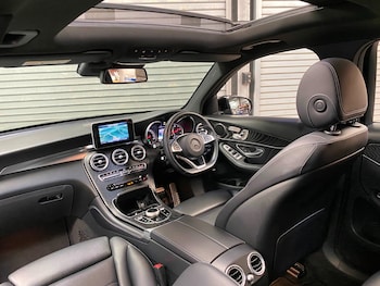 Used Mercedes-Benz GLC 2018 for sale - 75569731: Photo