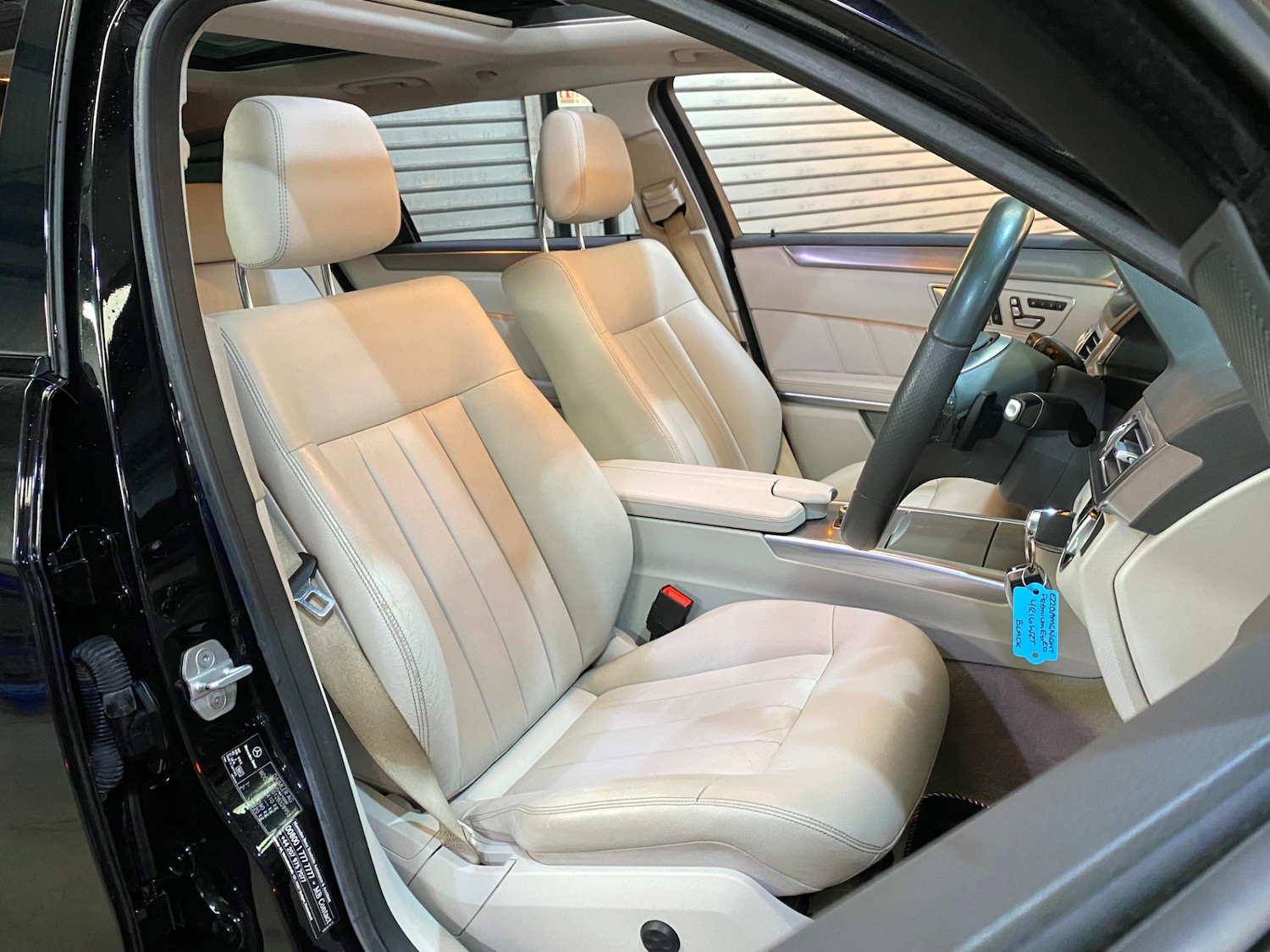 Used Mercedes-Benz E Class 2016 for sale - 76344346: Photo 10