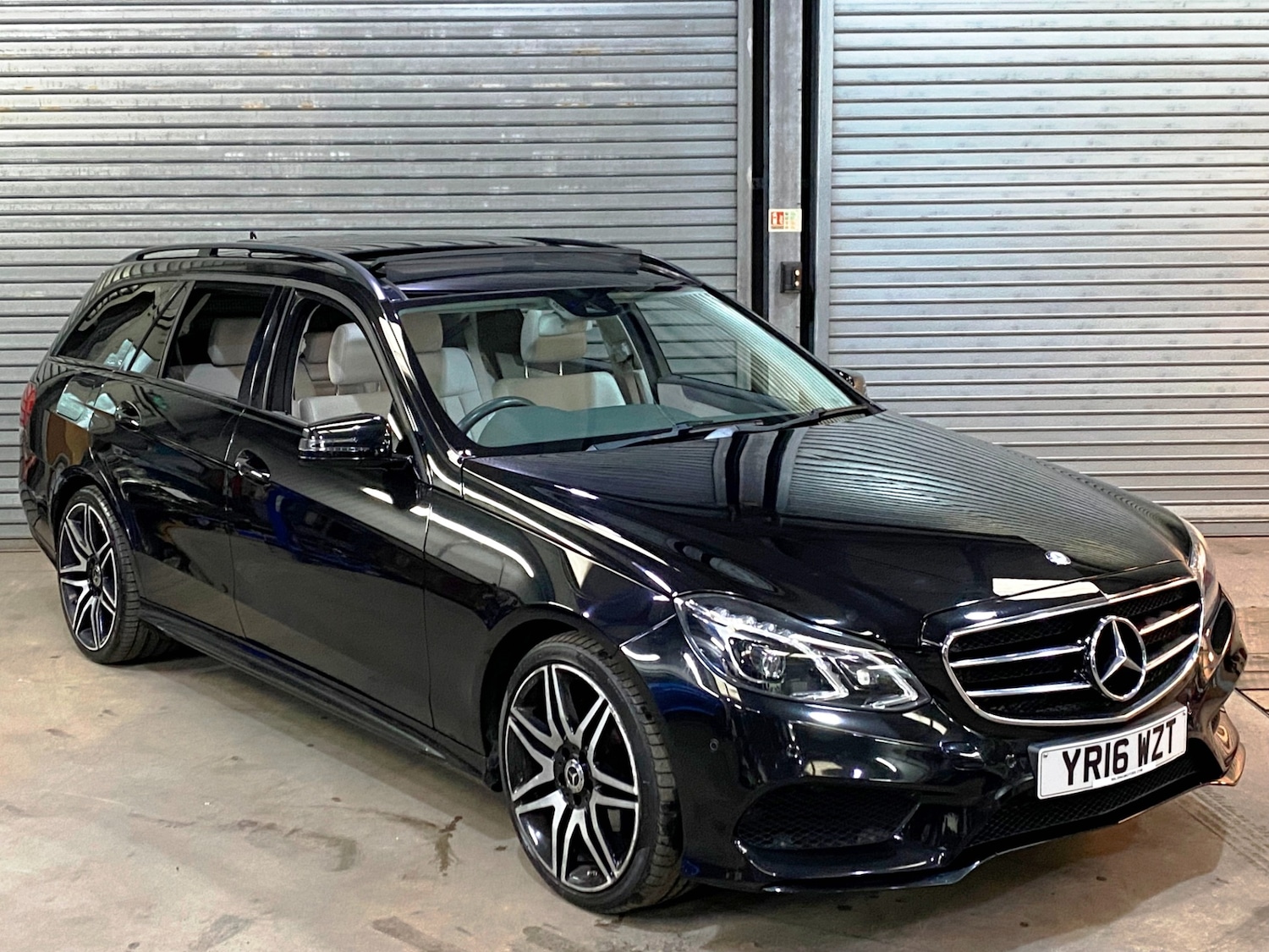 Used Mercedes-Benz E Class 2016 for sale - 76344346: Photo 7