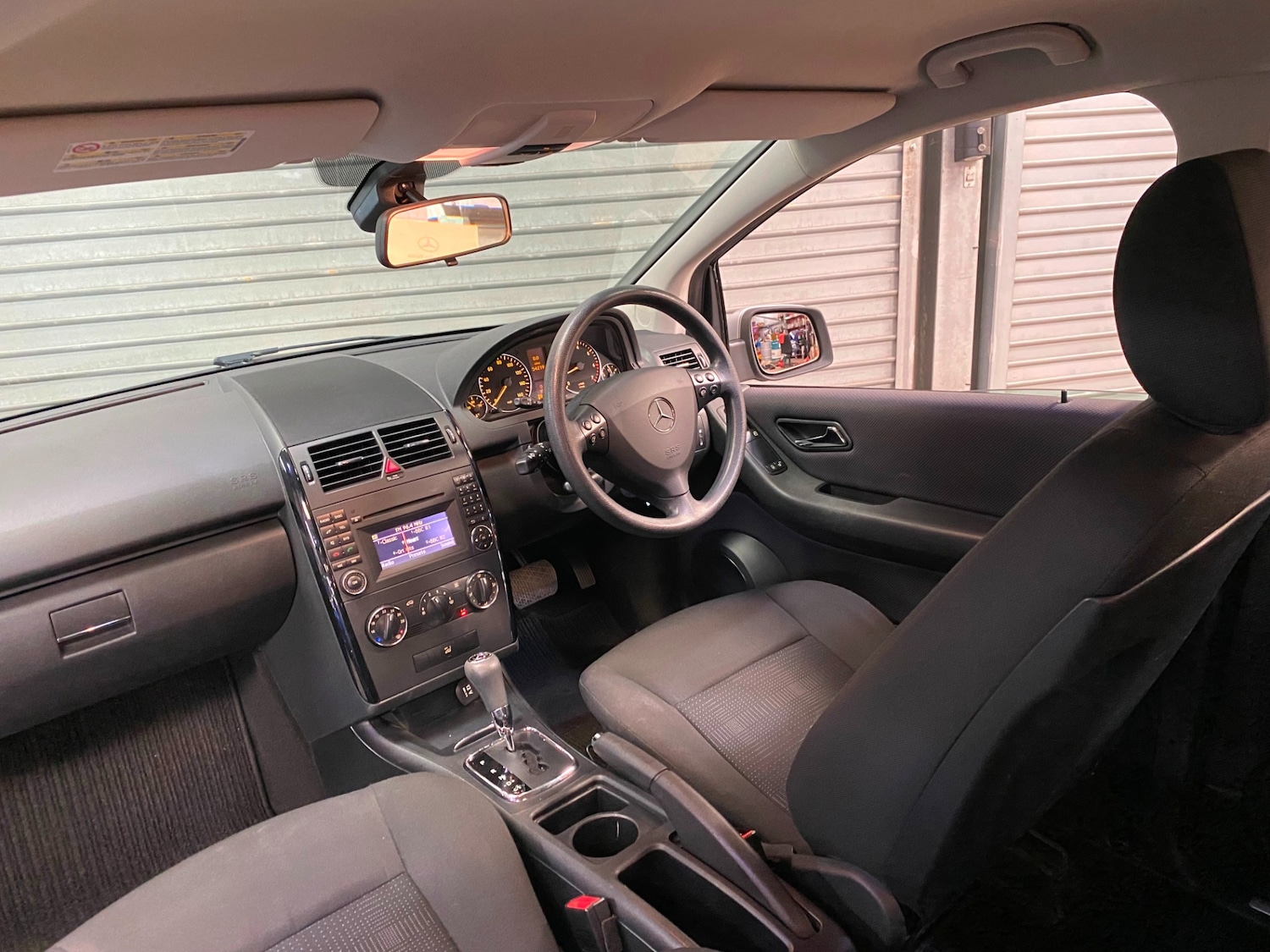 Used Mercedes-Benz A-Class 2012 for sale - 77974544: Photo 2