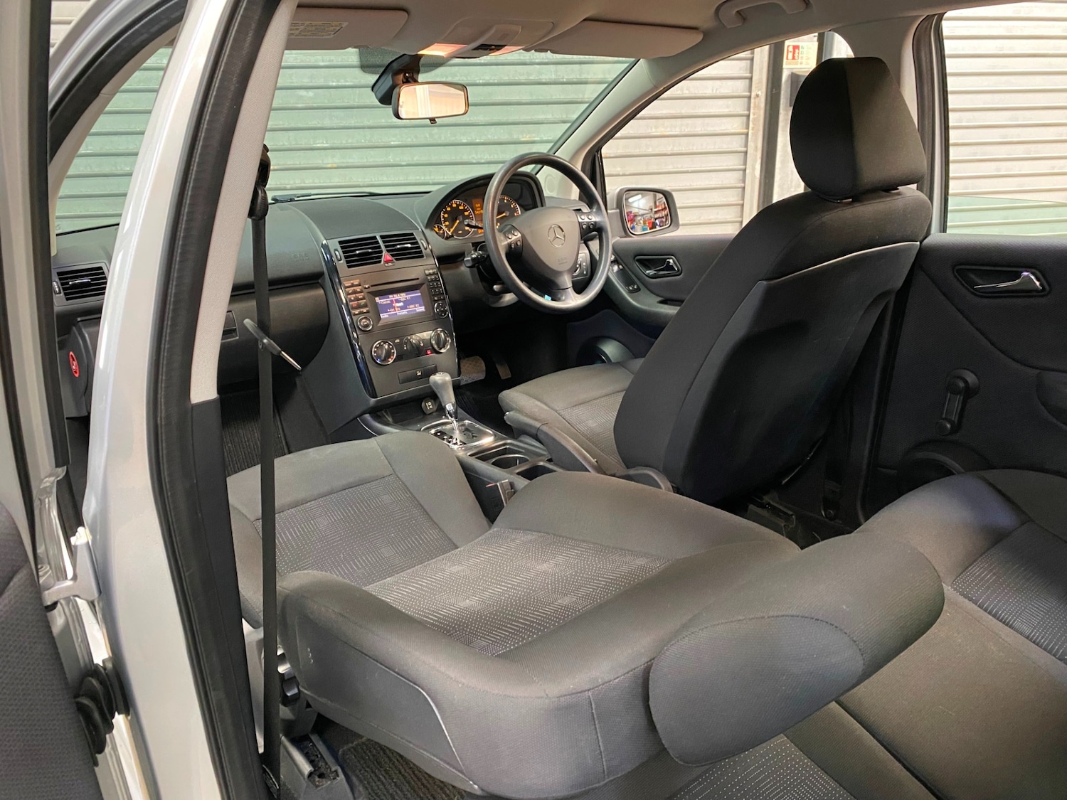 Used Mercedes-Benz A-Class 2012 for sale - 77974544: Photo 4