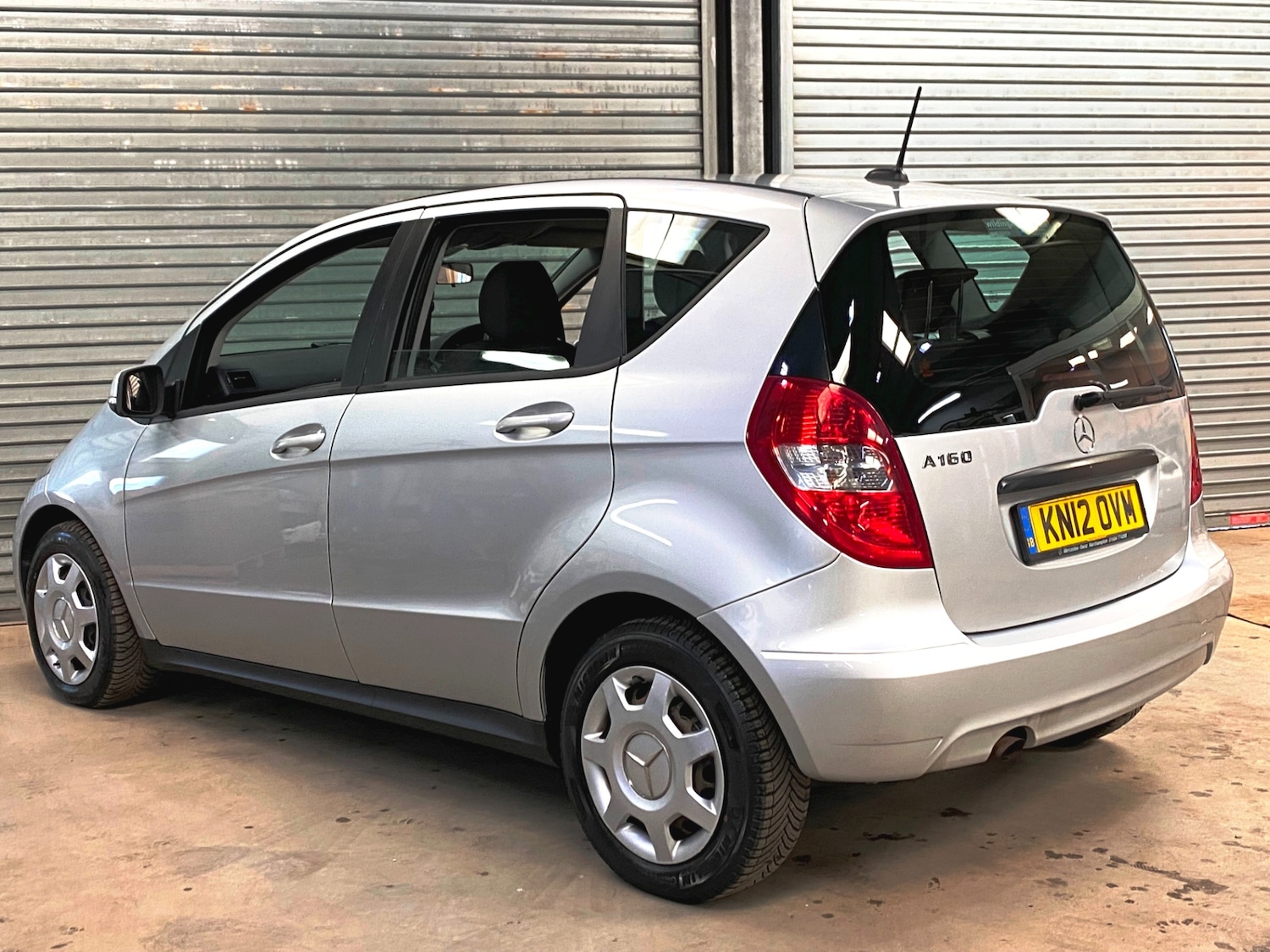 Used Mercedes-Benz A-Class 2012 for sale - 77974544: Photo 5