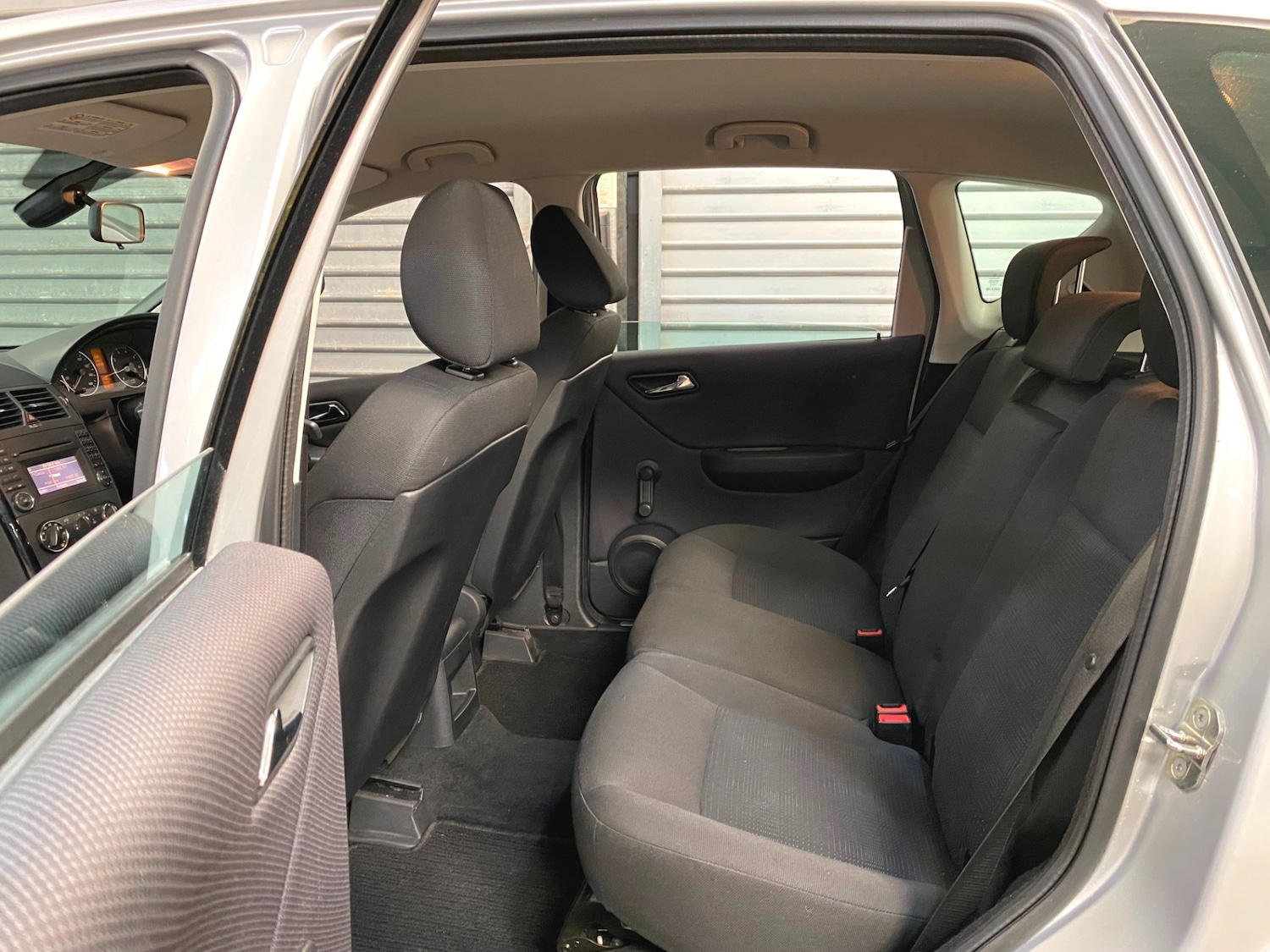 Used Mercedes-Benz A-Class 2012 for sale - 77974544: Photo 8