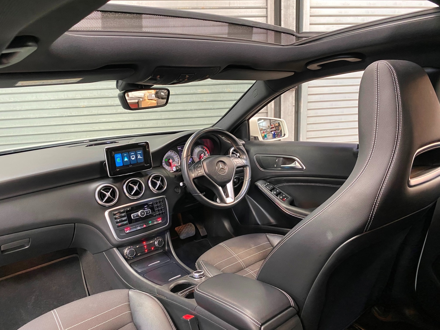 Used Mercedes-Benz A-Class 2013 for sale - 76171623: Photo 2